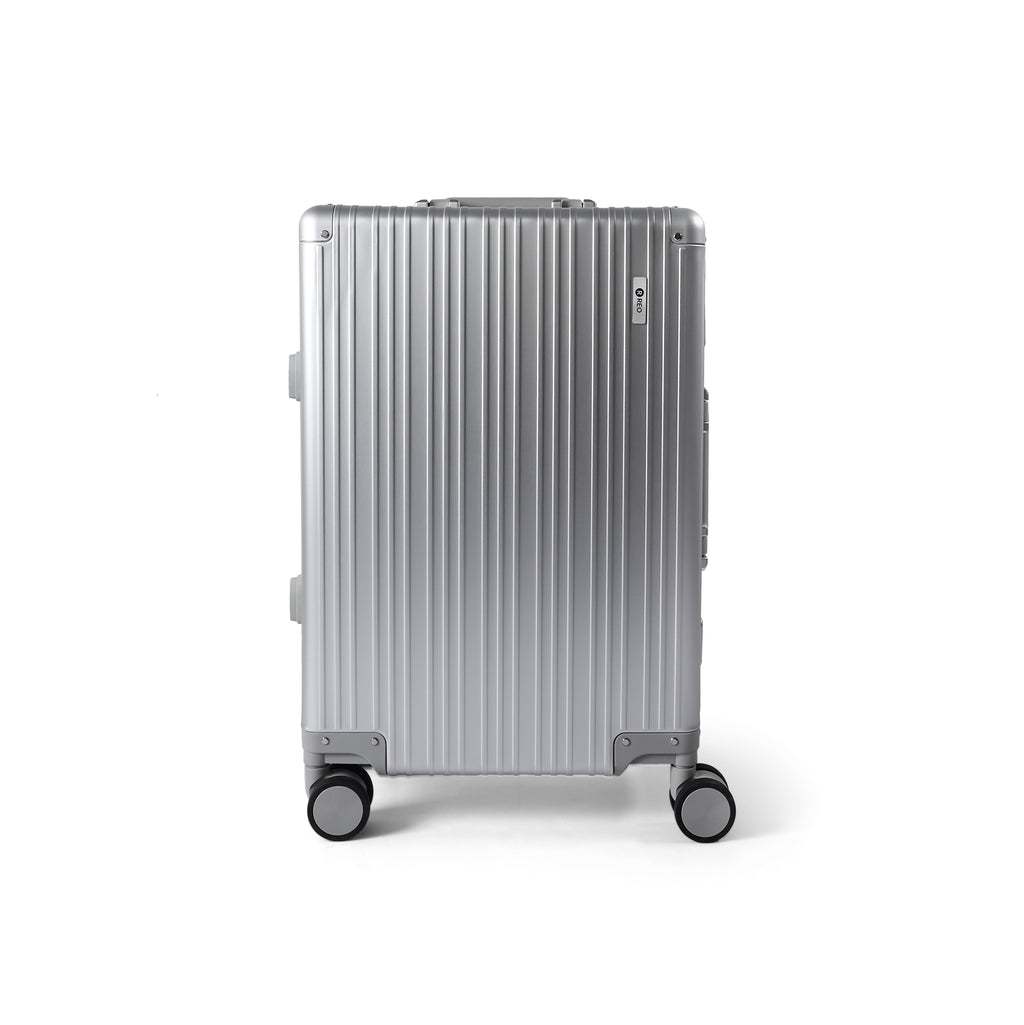 Reo Classic Aluminium Silver Luggage