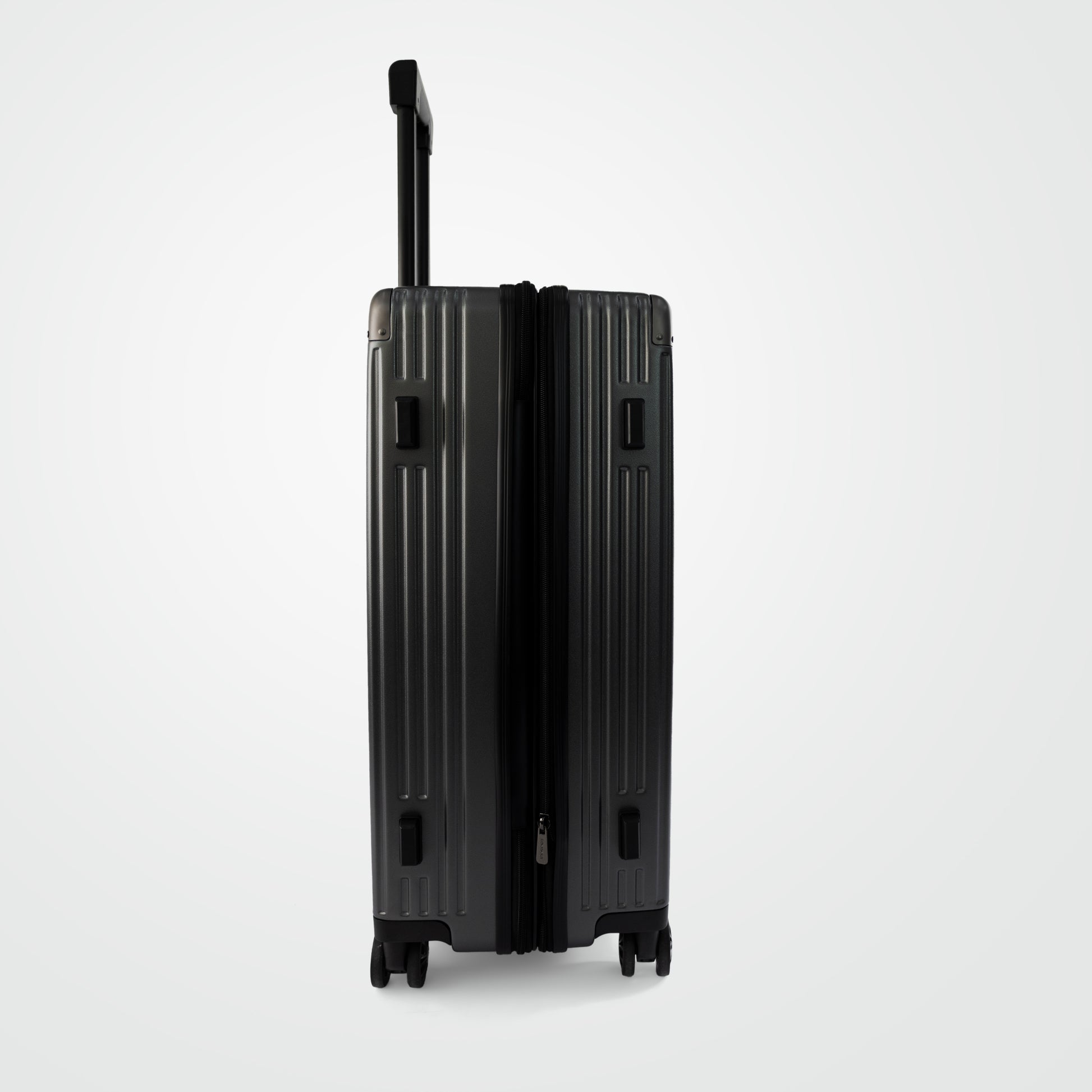 REO Metro Black Polycarbonate Luggage