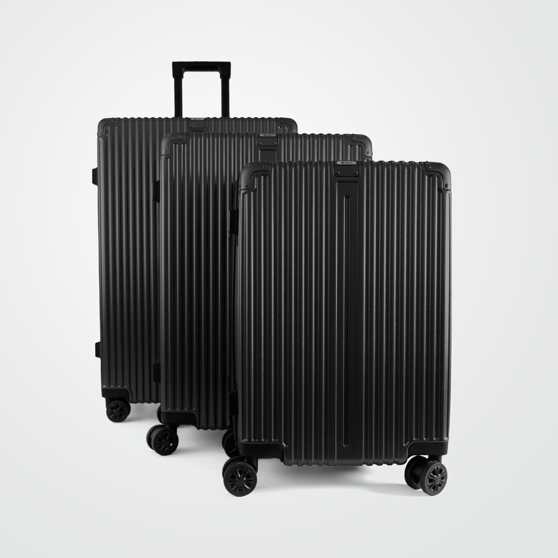REO Metro Black Polycarbonate Luggage